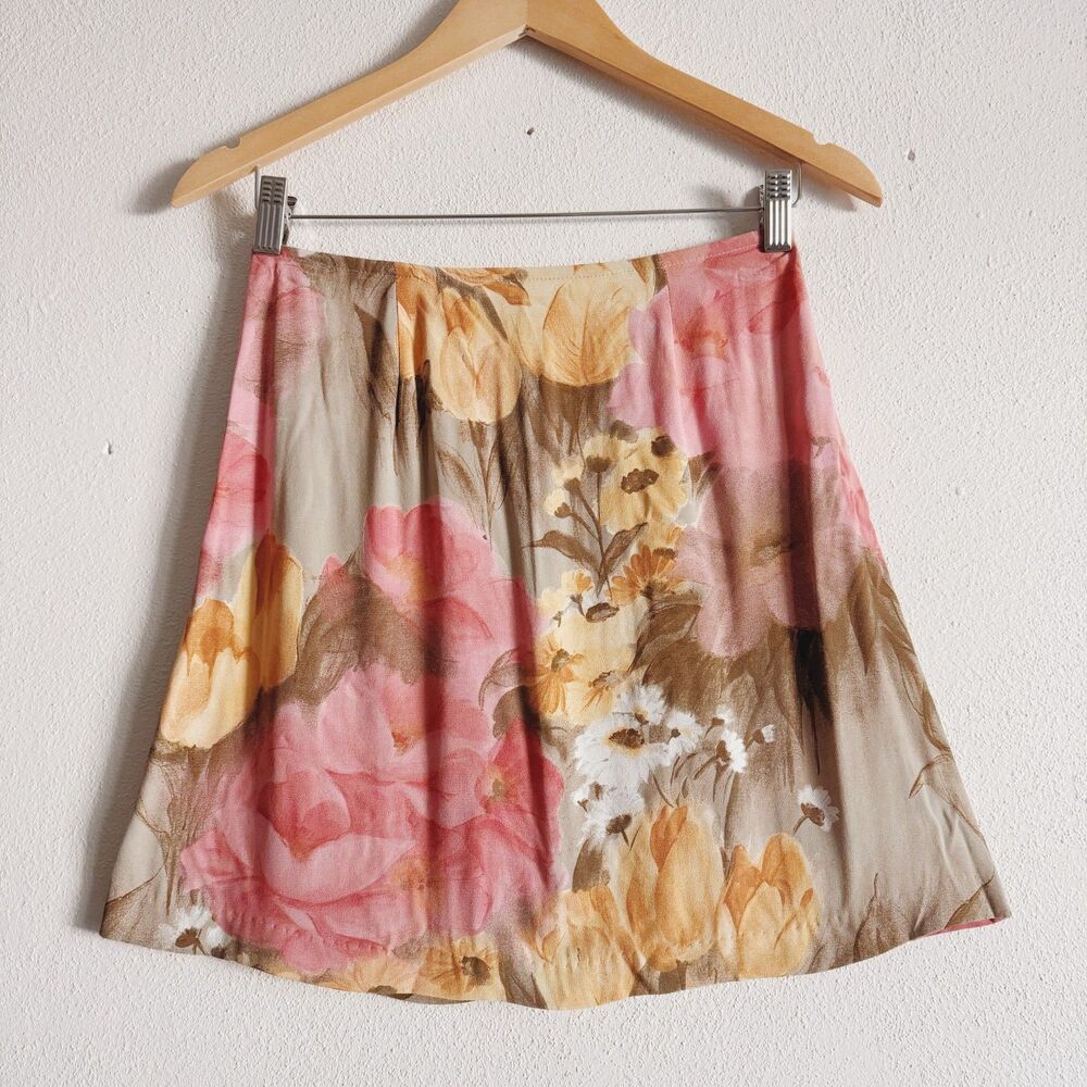 90s vintage floral watercolor print mini skirt